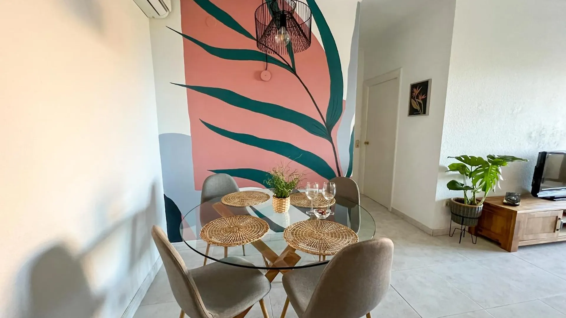 Apartamento Con Vistas Al Mar A 1 Min De La Playa Málaga España