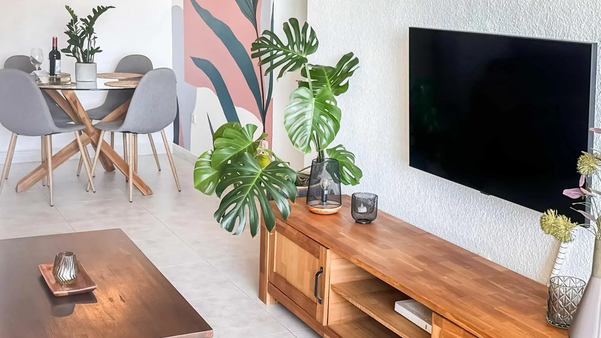 Apartamento Con Vistas Al Mar A 1 Min De La Playa Malaga