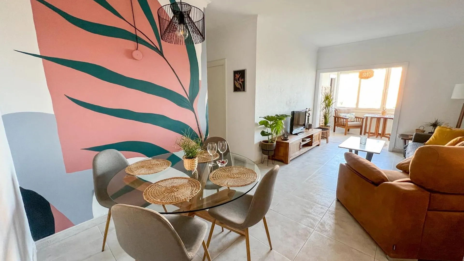Apartamento Con Vistas Al Mar A 1 Min De La Playa Malaga Spain